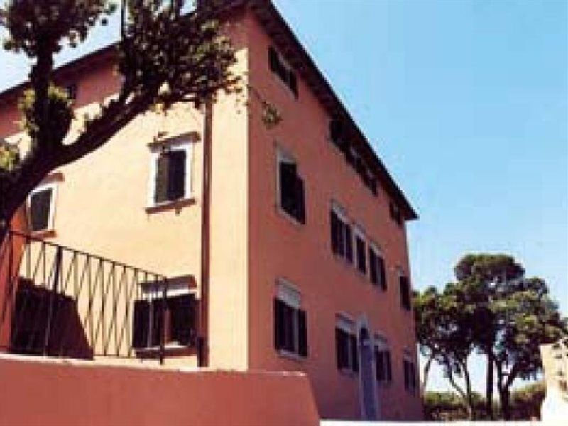 Hotel La Vedetta Livorno Exterior photo