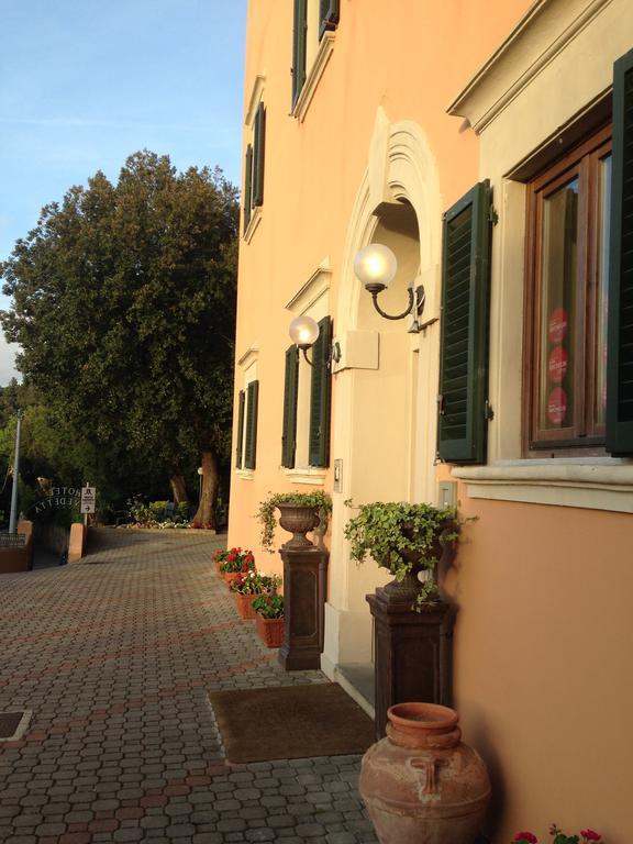 Hotel La Vedetta Livorno Exterior photo