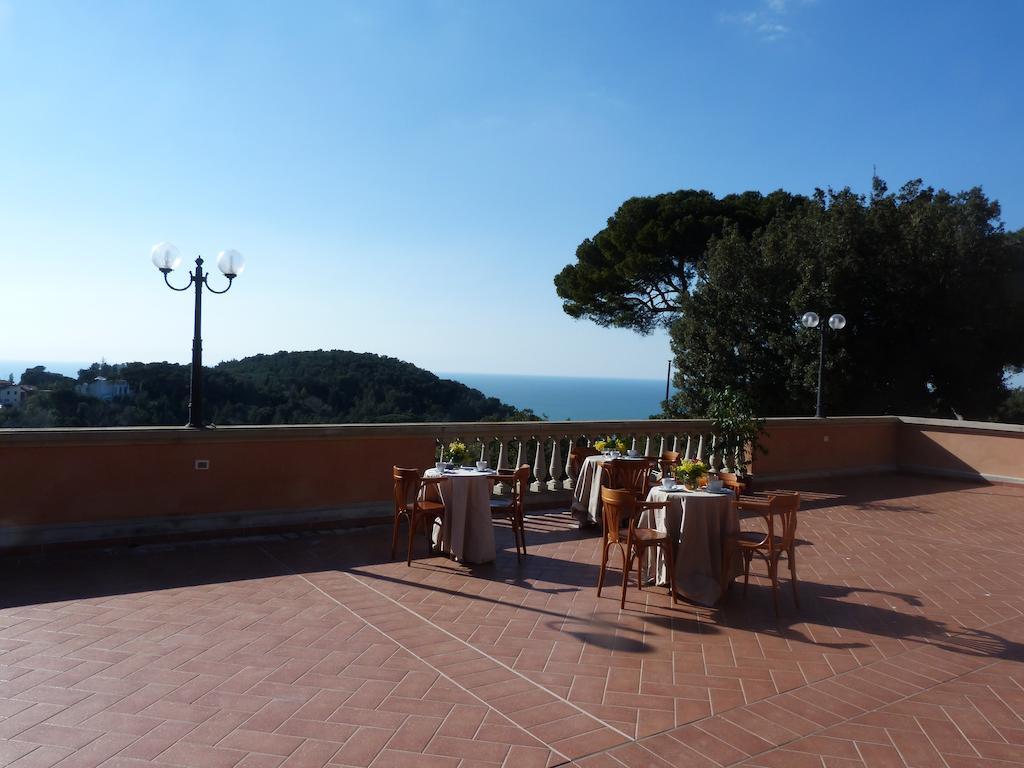 Hotel La Vedetta Livorno Exterior photo